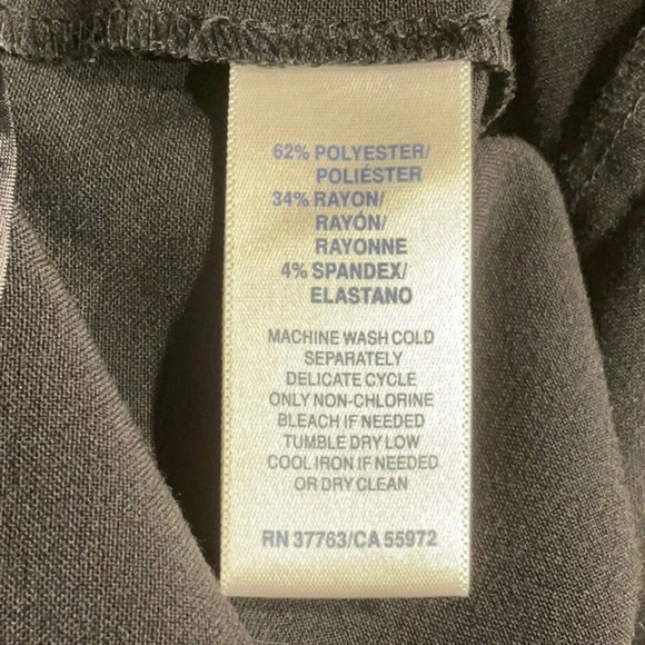 ‼️SALE 3/$30‼️ Raffaella Classic Pants - Picture 9 of 9